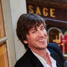 Thomas dutronc — demain 03:19. Musik Von Thomas Dutronc Alben Lieder Songtexte Auf Deezer Horen