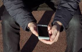 Cholet : Un personnel du collège dans un film porno, les élèves le  reconnaissent