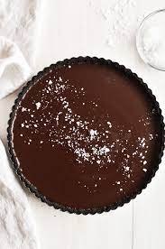 My Dark Chocolate Truffle Tart Recipe Is An Easy Chocolate Lover S Dessert For Any Occasion De Dark Chocolate Recipes Chocolate Tart Chocolate Lover Desserts