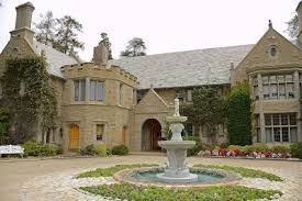 There's really no shortage of visual (and musical) clues that the film is set in the late sixties. Once Upon A Time In Hollywood Filming Locations The Quentin Tarantino Archives