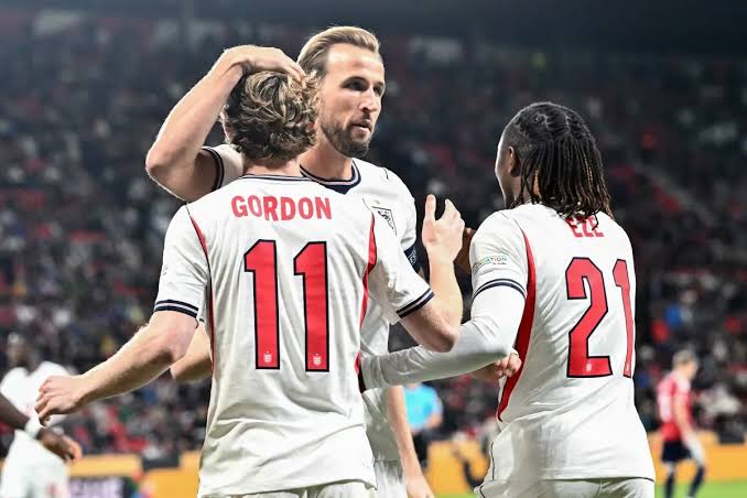 Com um a mais, Inglaterra bate Rep&uacute;blica Tcheca e vence a primeira na Liga das Na&ccedil;&otilde;es - Gazeta Esportiva