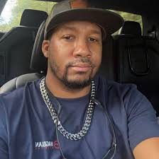 Mobile mechanic for 2002 Chevy Tahoe turn signal repair?