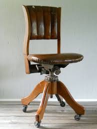 Vintage W H Gunlocke Rolling Office Chair By Lisabretrostyle2 105 00 Rolling Office Chair Office Chair Swivel Office Chair