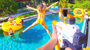 Nerf War Super Soaker Battle Youtube