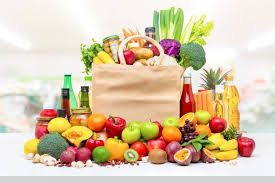 Colorful Food And Groceries On White Countertop En 2020 Alimentation Nourriture Raisins Rouges