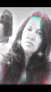 Elia Torres's Instagram, Twitter & Facebook