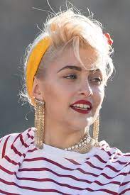 The Best Celebrity Piercings Ever Celebrity Piercings Celebrities With Nose Piercings Celebrities