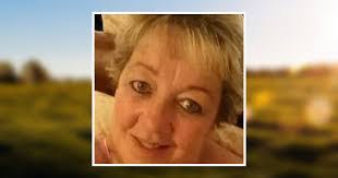 Cindy Furlong's Instagram, Twitter & Facebook