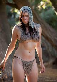 Chainmail nude