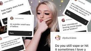Zoe laverne is a 19 years old famous tiktok star. Who Is Zoe Laverne Details About The Tiktok Star Who Kissed A 13 Year Old Fan Yourtango