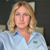 Emily Huneycutt's Instagram, Twitter & Facebook