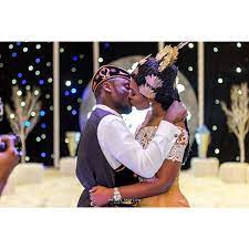 Vanguard reports that a filmmaker and closed friend to the thespian, who pleaded anonymity. Asoebibella At Lilian Esoro Ubi Franklin S Wedding Today Bellanaija