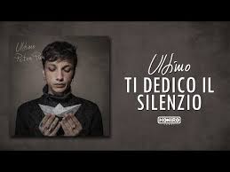 strofa 1 a me serve di più di un telefono nuovo voglio sempre di più per colmare sto vuoto ho la rabbia negli occhi e anche un po' di stupore la mia vita è una goccia che si tuffa nel mare come pensi che stia? Ultimo Famous Songs Popnable