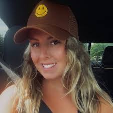 Amber Goines's Instagram, Twitter & Facebook