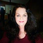 Elizabeth Burdge's Instagram, Twitter & Facebook