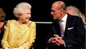 É com profunda tristeza que sua majestade a rainha anunciou a morte de seu amado marido, sua alteza real o príncipe philip, duque de edimburgo. Por Que Philip Marido Da Rainha Elizabeth E Chamado De Principe E Nao De Rei Vix