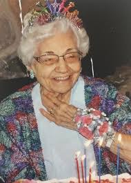 Harriet Becker's Instagram, Twitter & Facebook