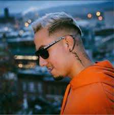 Daniel Alejandro's Instagram, Twitter & Facebook