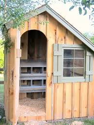 Wonderful Walk In Coop Could Be Used As A Shed After We Re Done With Raising Chickens Maybe After We Add To Our Brood Foll Hinterhofhuhner Huhner Und Huhnerstall