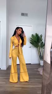 Attractive Black And Yellow Outfits For Ladies Pin By Andirocabella On Fashion Stylish Outfits Fashion Hot Outfits