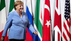 Maybe you would like to learn more about one of these? Angela Merkel Spd Politikerin Nimmt Stellung Nach Zitteranfallen Der Kanzlerin News De