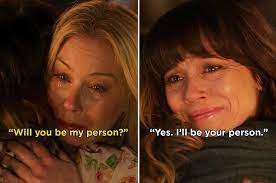 Everyone Is Talking About How Amazing Christina Applegate And Linda Cardellini Are In Dead To Me Season 2 And Here S Why Dead To Me Christina Applegate Christina