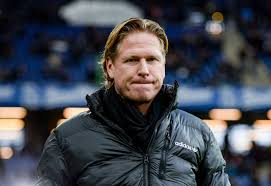 Der fc schalke liegt am boden und muss neu aufgebaut werden. Fc Schalke 04 Wer Wird Neuer Trainer Nach Domenico Tedesco