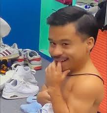 Mara Patricia Castañeda added a...