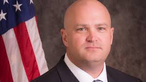 Moore detective saves 2-year-old's life