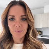 Carly Jayne's Instagram, Twitter & Facebook