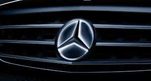 Mercedes Benz Gle Gls Recall Over Illuminated Star Logo Is More Serious Than It Sounds Carscoops Mercedes Mercedes Benz Accessories Mercedes Benz