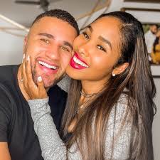 Kristie & Brandon Brawley (@kristieandbrandonbrawley) • Instagram photos  and videos