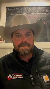 Hi everyone! We are open Friday from 10am until 6pm and Saturday from 8am  until 2pm with a ton of good stuff! See ya soon!