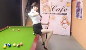 王羽杉LPL二台爆火后崩溃：骂我QS主播的自己也不干净_直播