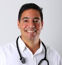 Rio das Ostras anuncia novos secretários para 2025; Médico Dr. Fábio Simões  assume secretaria de saúde,