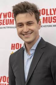 Tommy Cooley Attends 2019 Dances Films Festival Full Dress World — Stock  Editorial Photo © info@photographybyeugene.com #356153956