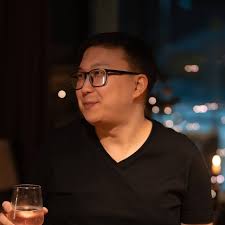 Случилось страшное!!😬😬😬 Пару дней назад Джей Ло напомнили про ее  возраст. Но она умеет держать удар! Во время недавнего интервью с  редактором Variety Клейтоном Дэвисом 55-летней Дженнифер Лопес напомнили о  её возрасте.