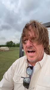 You look good @chipgaines! 😍, Crew did awesome capturing the moment  🤣👟✂️, Great job Jesse! @asylumsalon