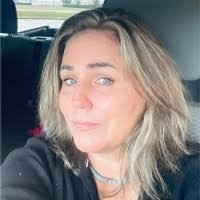 Robin Mancha's Instagram, Twitter & Facebook