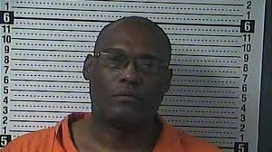 Man arrested after body found near Mercer County golf course