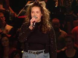 Na the blind auditions gaat elke coach met zijn talenten door naar. Die Grandiosen Auftritte Von Emma Bei The Voice Kids Vorarlberg Vol At