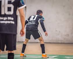 Uno de los baluartes del @eltambo_fc, el Sr Liber Rodríguez, o como le  dicen sus amigos, Pechelo, DT de las formativas de 33 donde le va muy bien  siendo 1ero y con