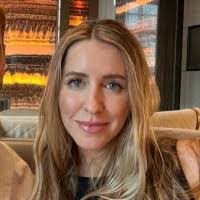 Debbie Tavernier's Instagram, Twitter & Facebook