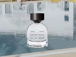 Michelle Pfeiffer Prioritizes Ingredient Transparency With New Perfume Line Retro World News Perfume Rose Perfume Perfume Oils