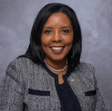 Cynthia Evers's Instagram, Twitter & Facebook