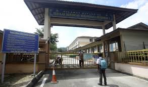 It is located in seremban 2, negeri sembilan, next to the green street homes and about 7 kilometers from seremban town. Smk Seremban 2 Tutup 7 Hari 17 Pelajarnya Positif Covid 19