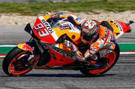 Marc likes winning trophies, but the best thing he likes is being world champion. Marquez Mit 2 1 Sekunden Vorsprung Auf Trocknender Strecke Motogp