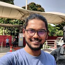 NewsUpdate We've all been eagerly waiting for the unveiling of the Giant  Kempegowda Statue which will be called the 'Statue of Prosperity' near  Bangalore Airport. The mammoth 108-feet bronze statue of Bengaluru's