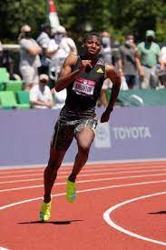 Knighton started participating in track and field in 2019 as a freshman at hillsborough high school. Erriyon Knighton Meet 17 Year Old Who Broke Usain Bolt S Record