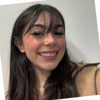 Elizabeth Diorio's Instagram, Twitter & Facebook